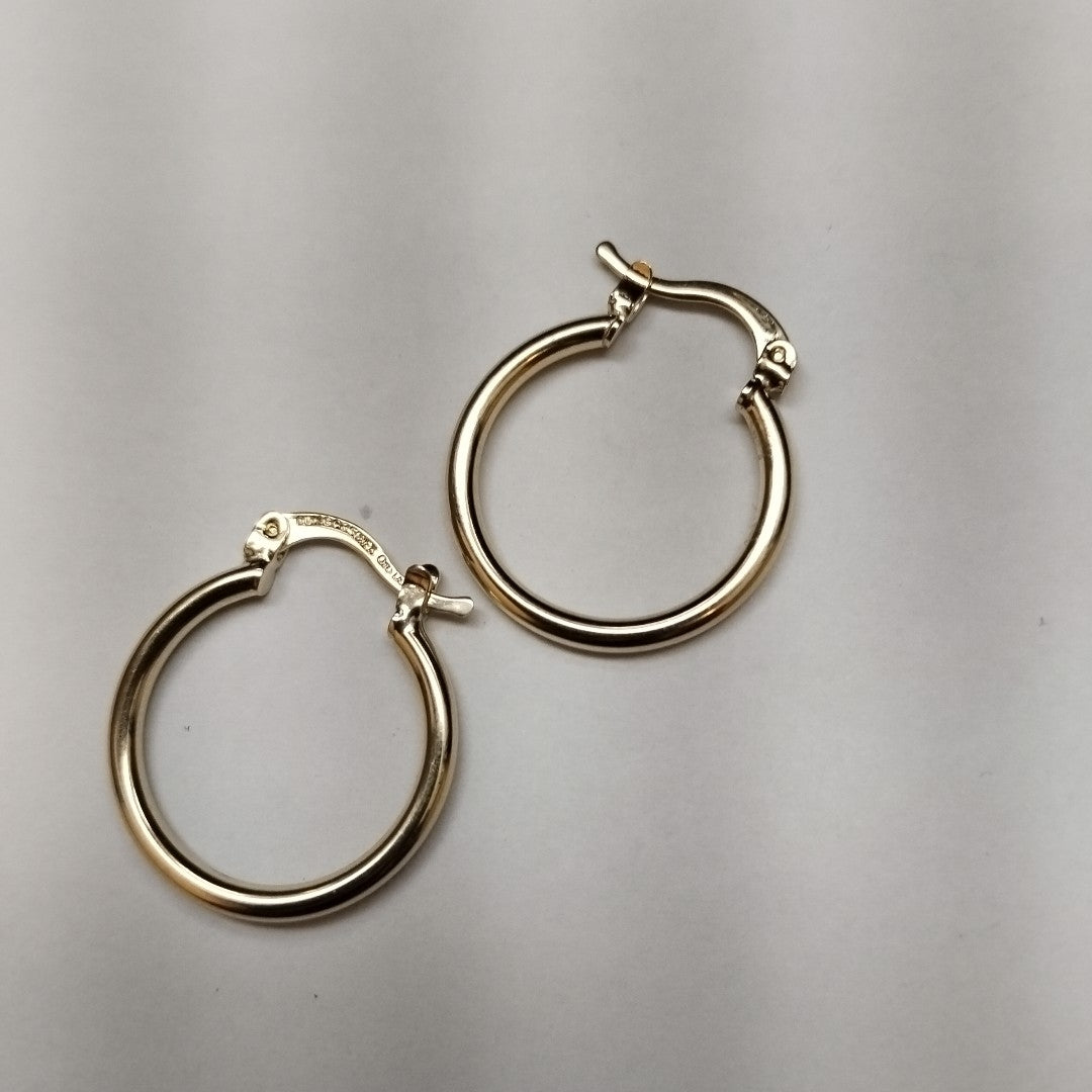 ARETES TEJIDO ARRACADAS LISAS 14K 1.1 GR (NUEVO)