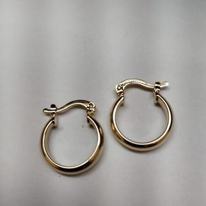 ARETES ARRACADA LISA 14K 1.7 GR (NUEVO)