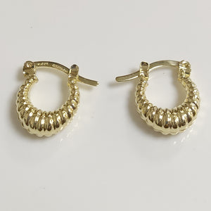 ARETES ARRACADA ESTRIADAS 14K 1.1 GR (NUEVO)