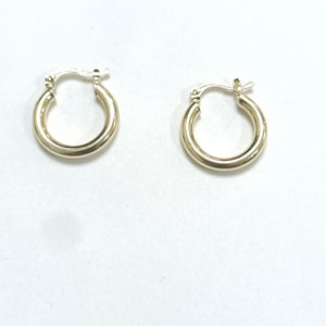 ARETES TEJIDO ARRACADAS LISAS 14K 1.6 GR (NUEVO)