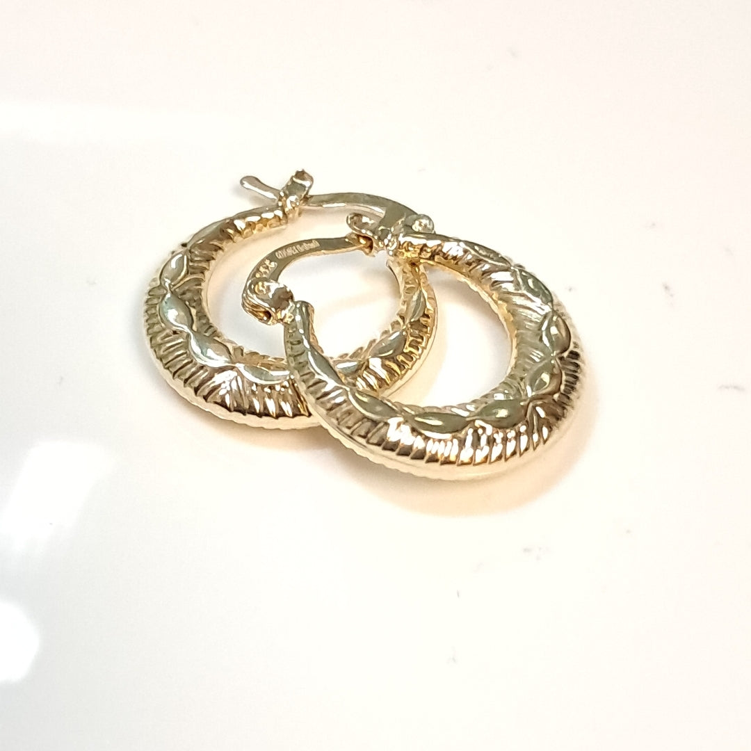 ARETES ARRACADAS HUECAS 14K 1.9 GR (NUEVO)