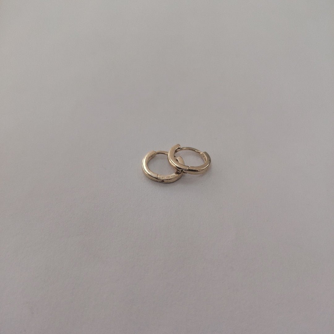 ARETES HUGGIE 14K 1.3 GR (NUEVO)