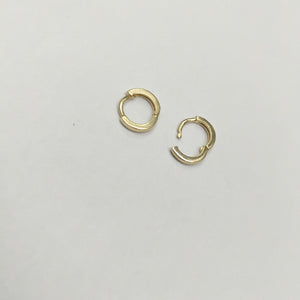 ARETES HUGGIE 14K 1.4 GR (NUEVO)