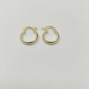 ARETES ARRACADA LISA 14K 1.6 GR (NUEVO)