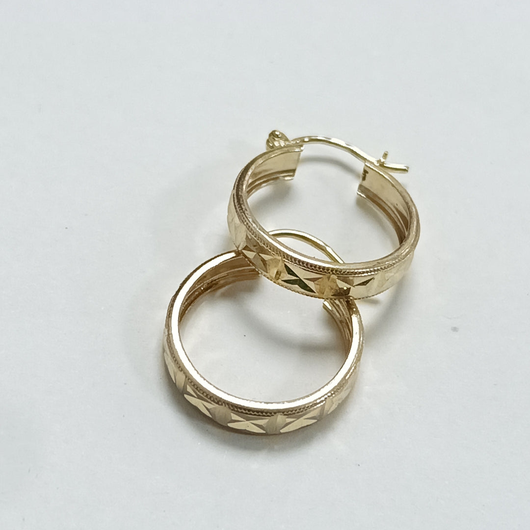 ARETES ARRACADAS LABRADAS 10K 2.1 GR (NUEVO)