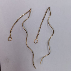VIOLADORES PAR ORO 14 K 0.6 GRMS (SEMINUEVO)