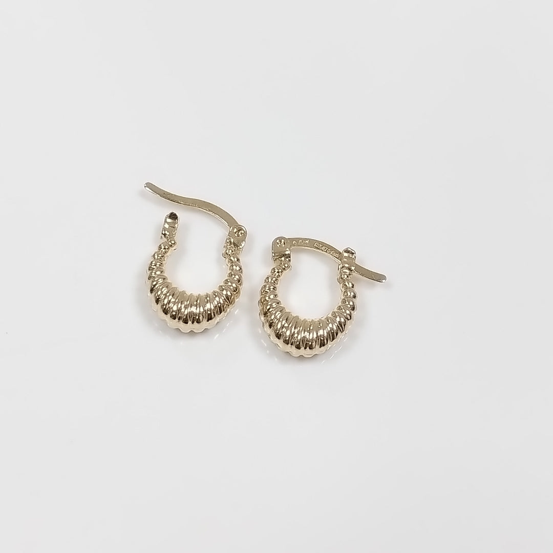 ARETES ARRACADA ESTRIADAS 14K 1.1 GR (NUEVO)