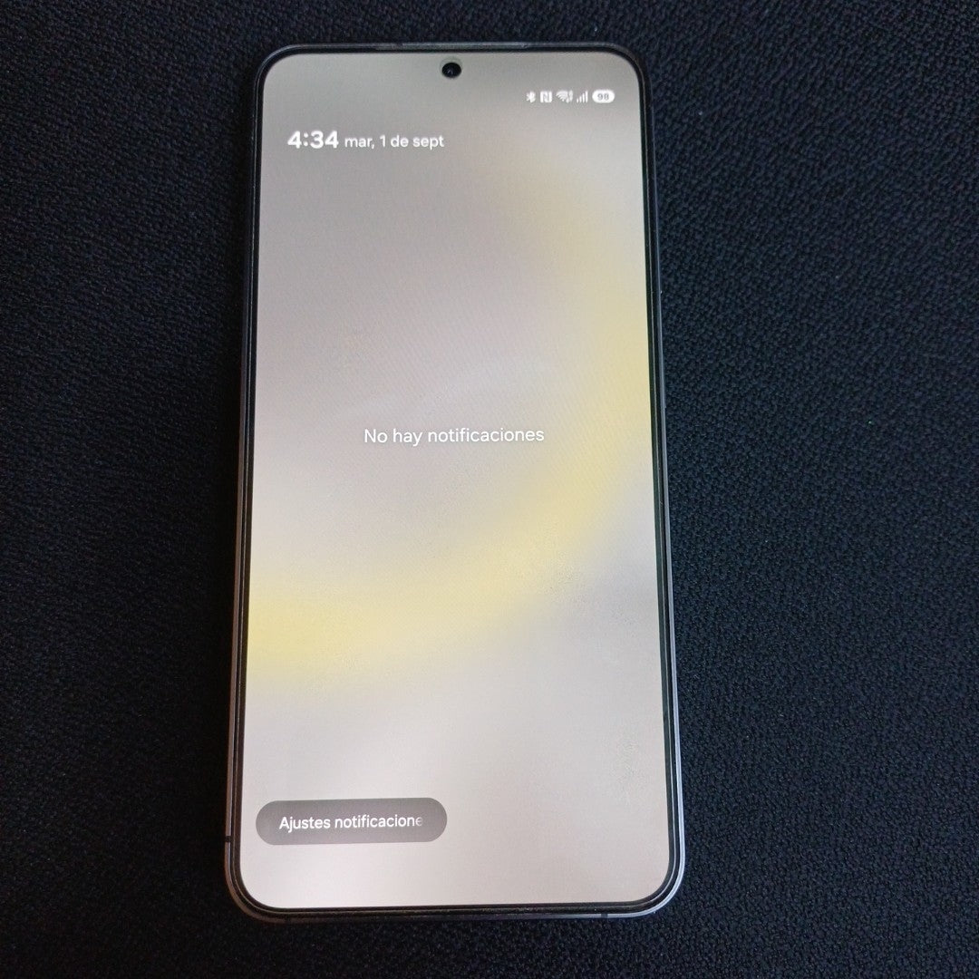CELULAR SAMSUNG GALAXY S24 SM-S921B (2024) 128 GB 8 GB RAM (SEMINUEVO)