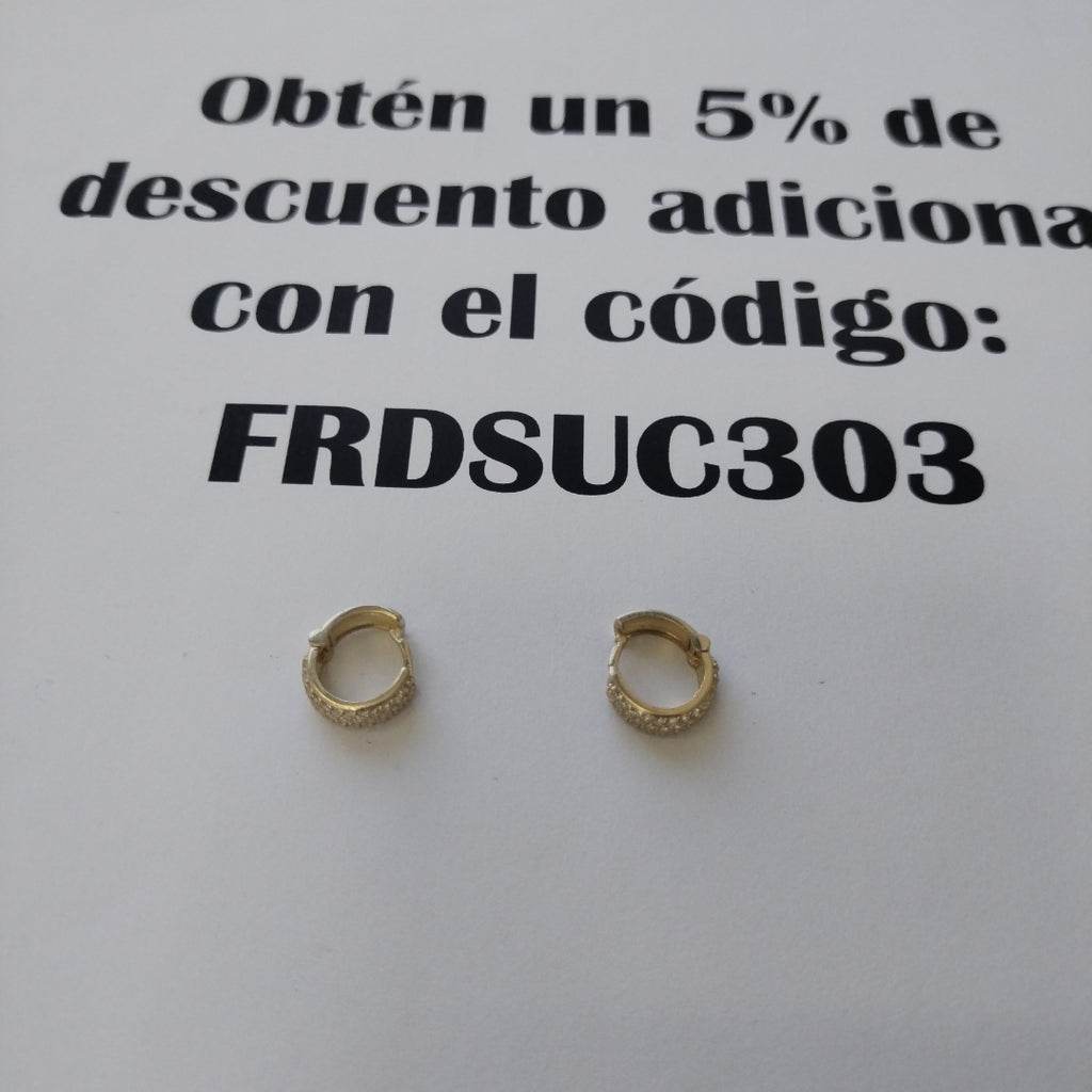 ARETES HUGGIE CON CIRCONIAS 14K 2.1 GR (NUEVO)