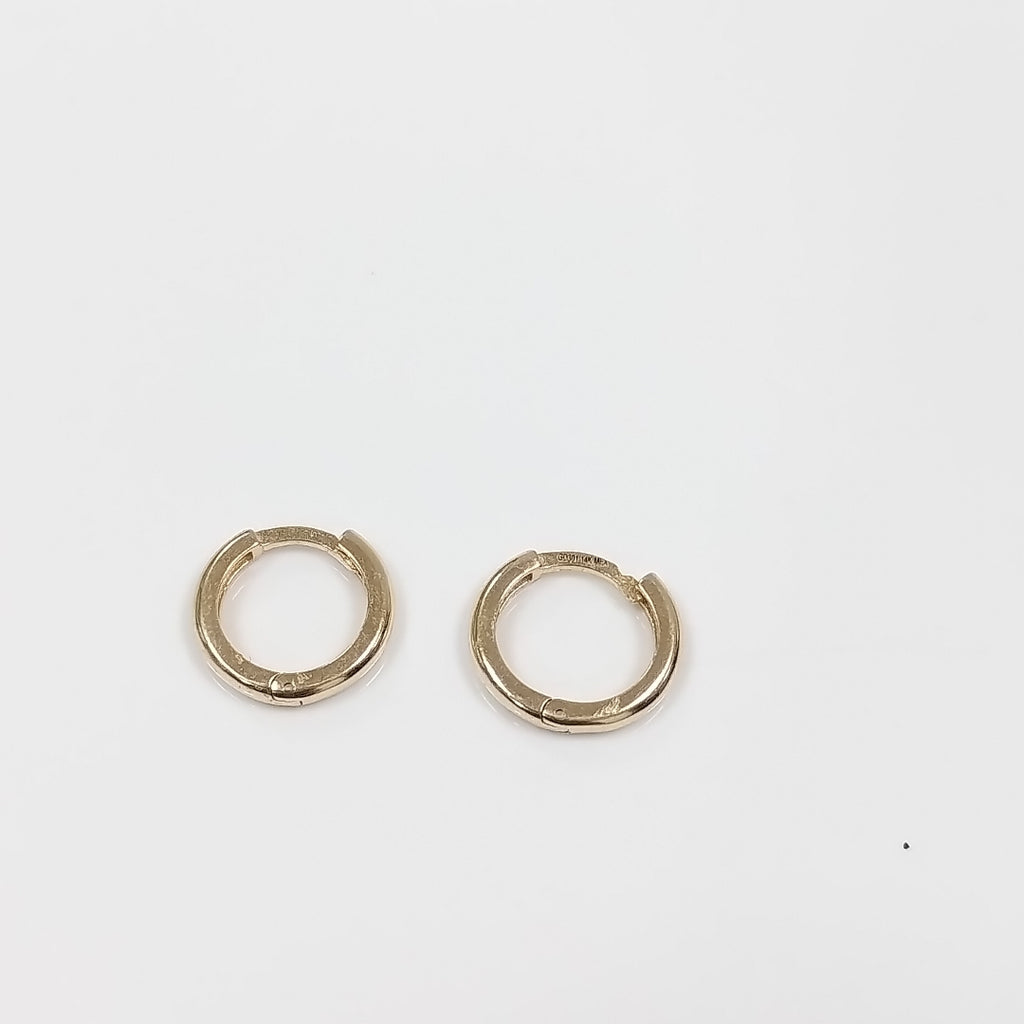ARETES HUGGIES LISAS 14K 1.4 GR (NUEVO)