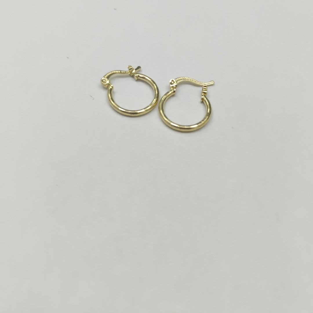 ARETES ARRACADAS ESTRIADAS 14K 1.4 GR (NUEVO)