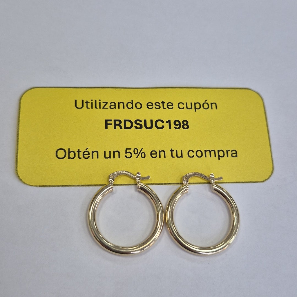 ARETES TEJIDO ARRACADAS LISAS HUECAS 14K 2.1 GR (NUEVO)