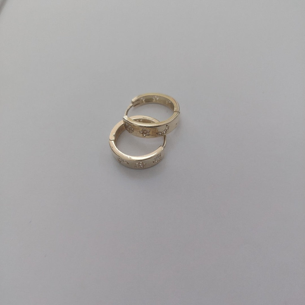 ARETES TEJIDO HUGGIES CON CIRCONIAS 14K 3 GR (NUEVO)