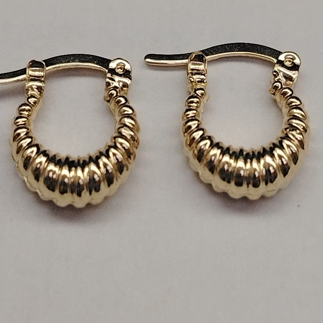 ARETES ARRACADA ESTRIADAS 14K 1.1 GR (NUEVO)