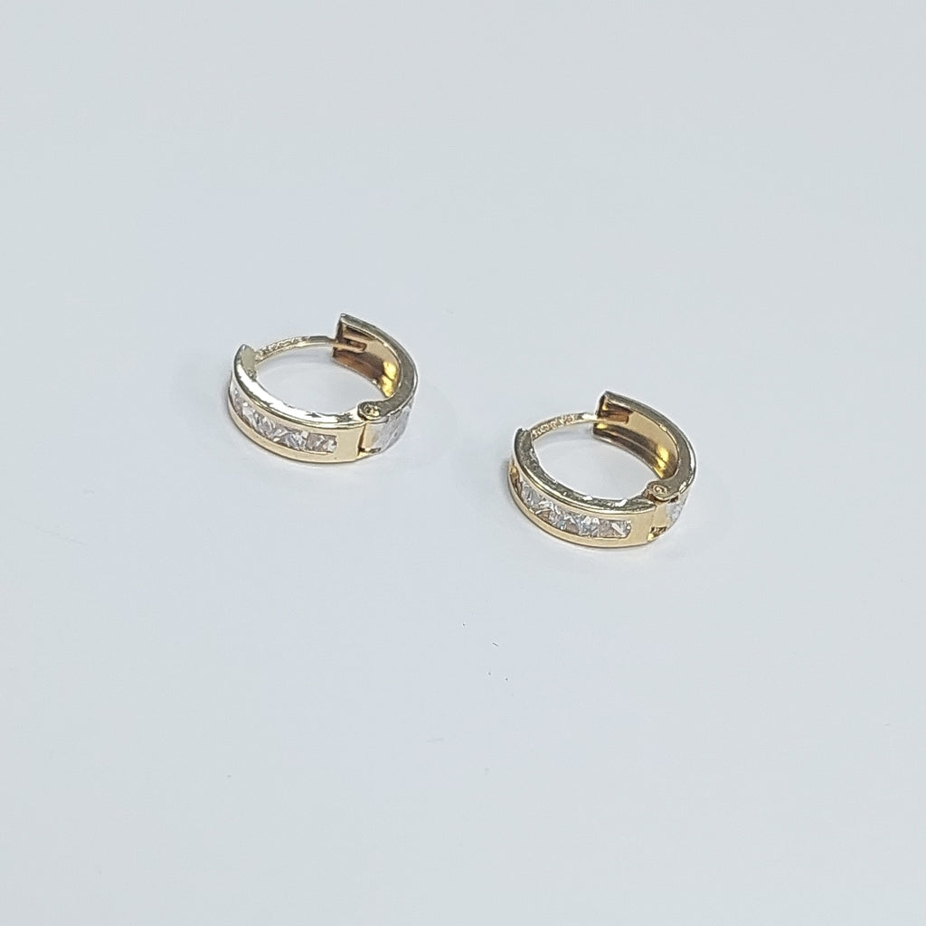 ARETES ARRACADAS C CIRCONIAS 10K 1.2 GR (NUEVO)