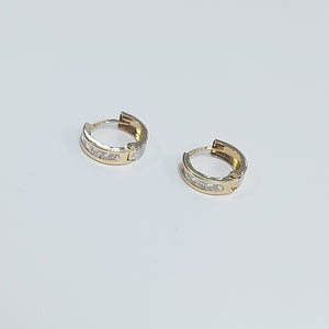 ARETES ARRACADAS C CIRCONIAS 10K 1.2 GR (NUEVO)
