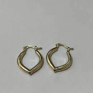 ARETES ARRACADAS 14K 2.2 GR (NUEVO)