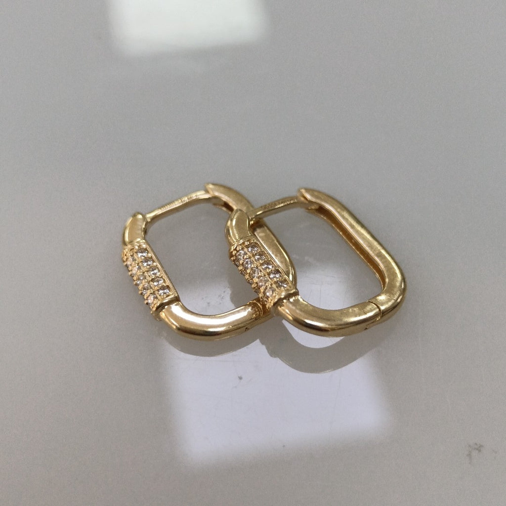 ARETES HUGGIES OVALADA C CIRCONIAS 14K 2.3 GR (NUEVO)