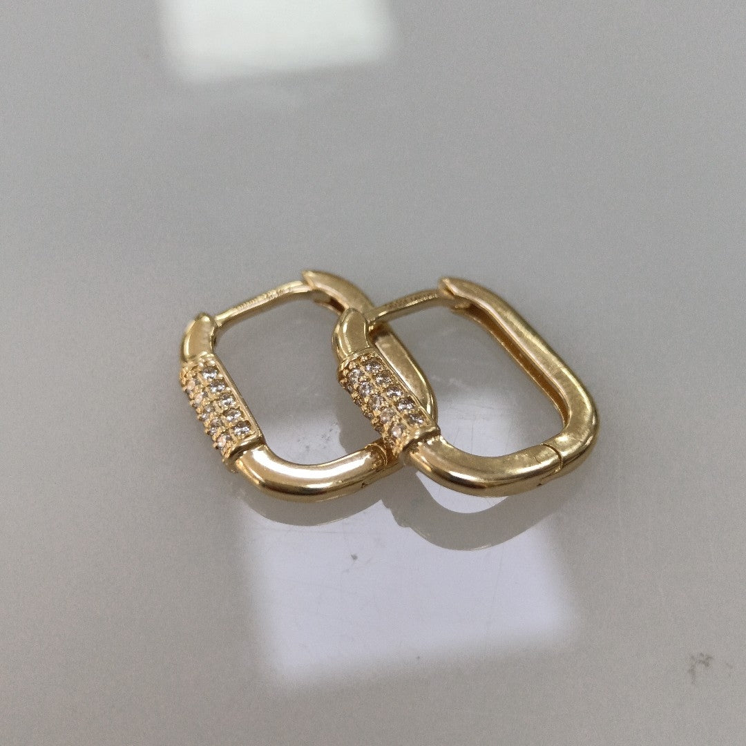 ARETES HUGGIES OVALADA C CIRCONIAS 14K 2.3 GR (NUEVO)