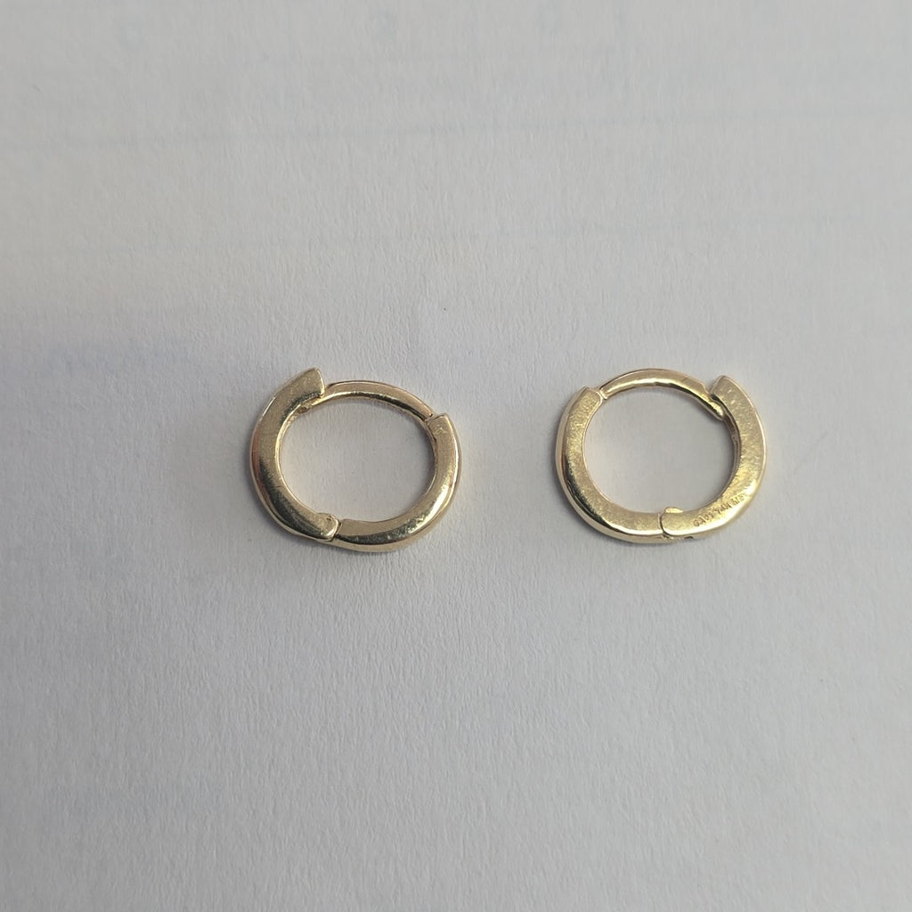 ARETES HUGGIE 14K 1.4 GR (NUEVO)