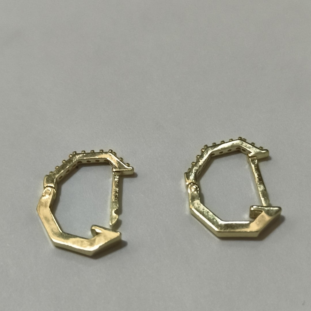 ARETES HUGGIES C CIRCONIAS 14K 1.7 GR (NUEVO)