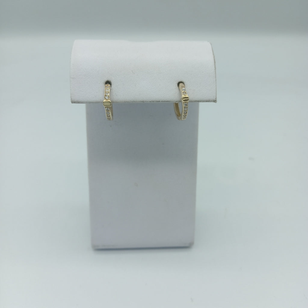ARETES HUGGIES C CIRCONIA 14K 1.8 GR (NUEVO)