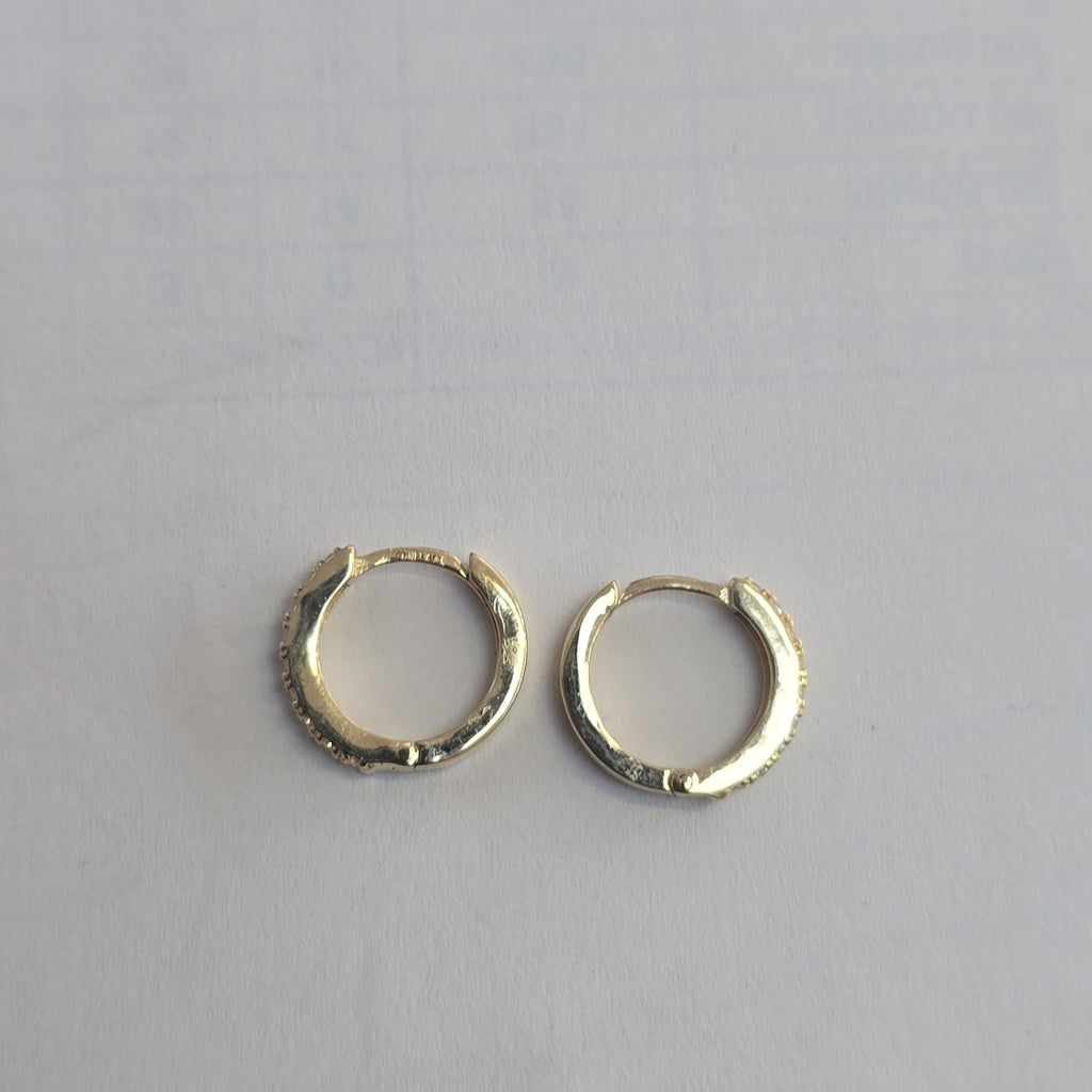 ARETES HUGGIES C CIRCONIA 14K 1.8 GR (NUEVO)