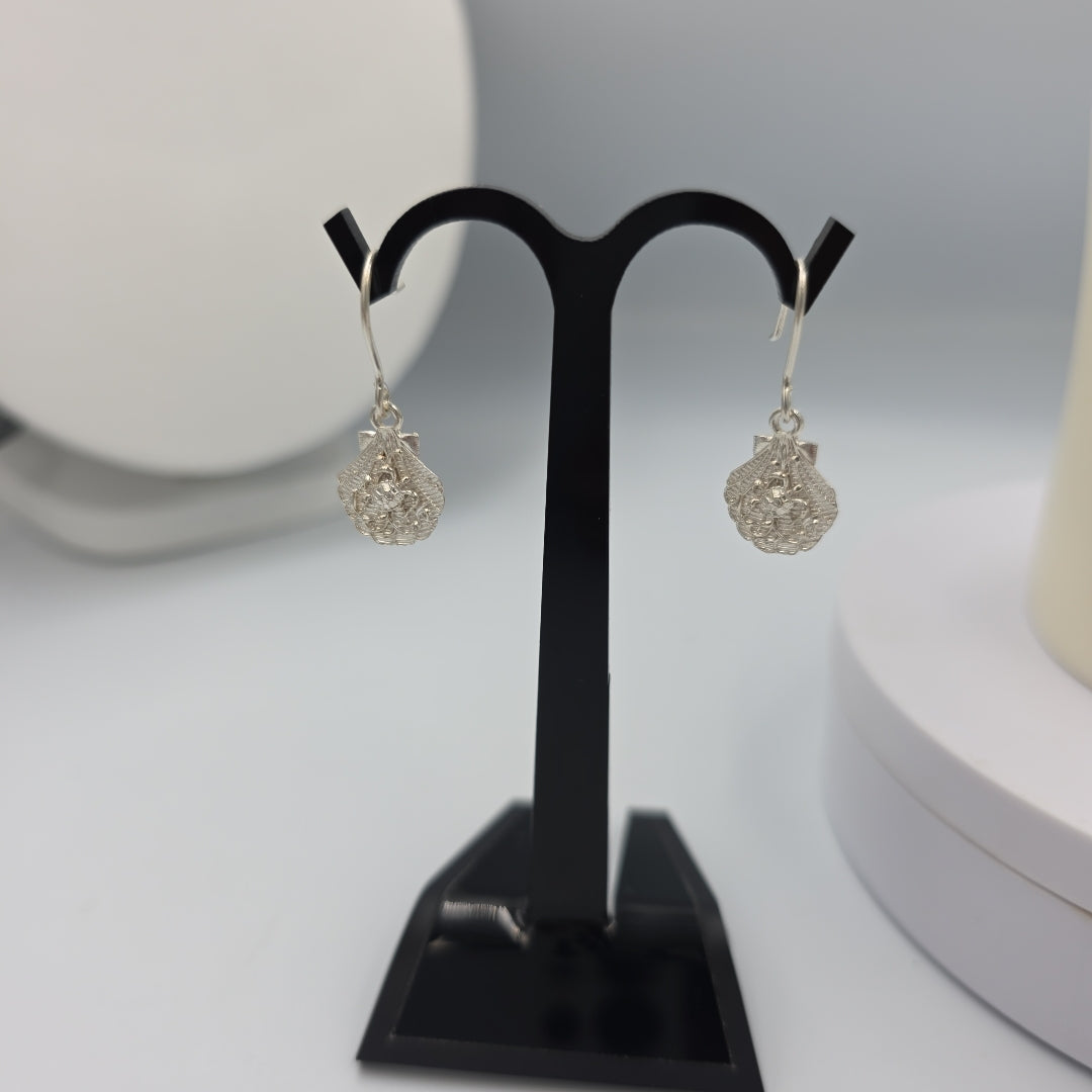 ARETES PAR PLATA 3,60 GRMS (SEMINUEVO)