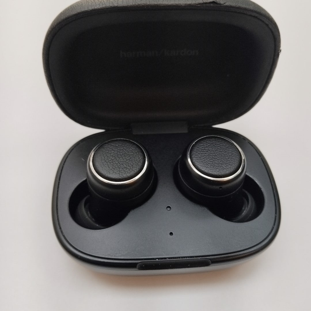 AUDIFONOS HARMAN KARDON FLY TWS INALAMBRICO IN EAR (SEMINUEVO)