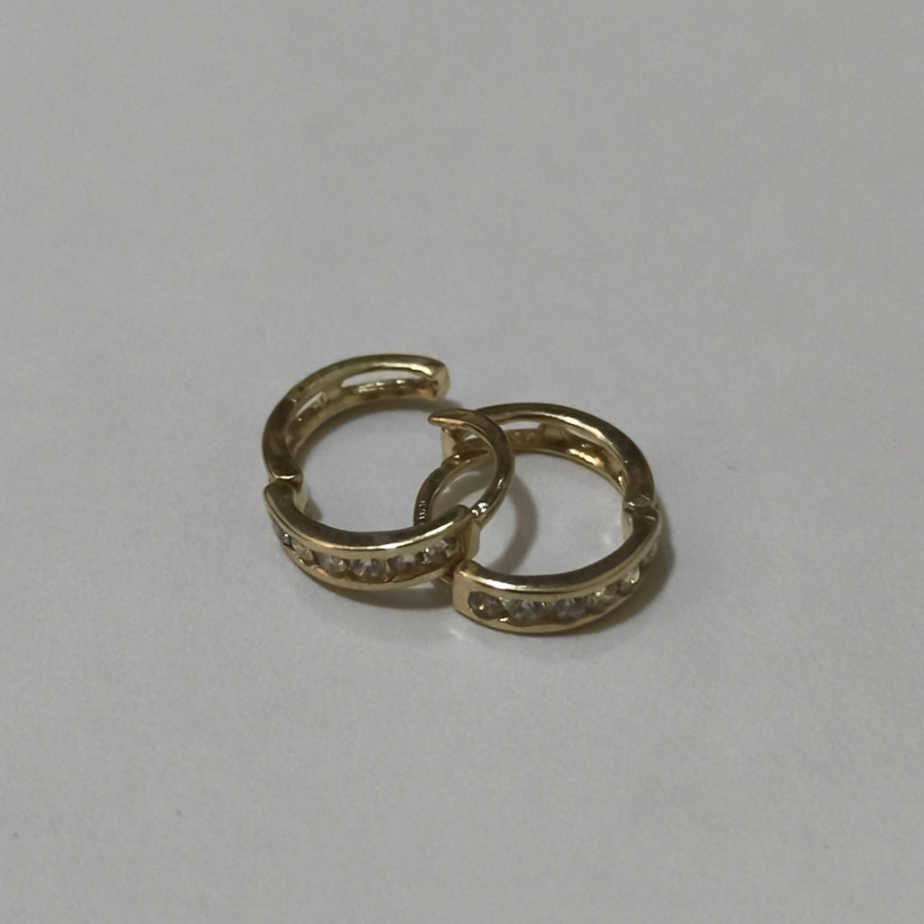 ARETES ARRACADA C CIRCONIAS 14K 1.1 GR (NUEVO)