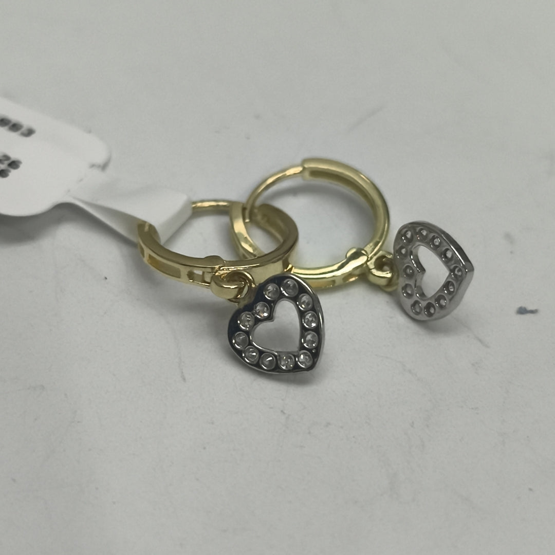 ARETES HUGGIES CON DIJE CORAZON Y CIRCONIAS 14K 2.2 GR (NUEVO)