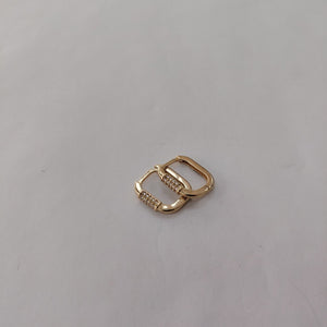 ARETES HUGGIES OVALADA C CIRCONIAS 14K 2.5 GR (NUEVO)