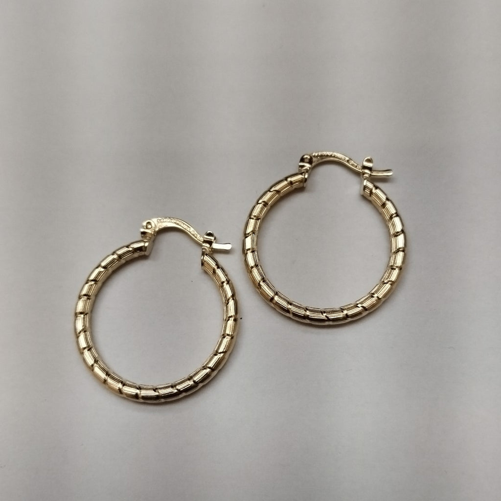 ARETES ARRACADAS LABRADAS 14K 3.2 GR (NUEVO)