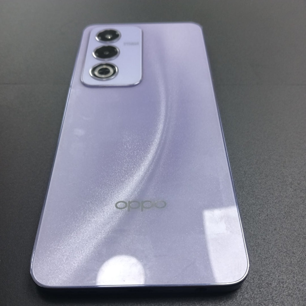 CELULAR OPPO A80 5G CPH2639 (2024) 256 GB 8 GB RAM (SEMINUEVO)