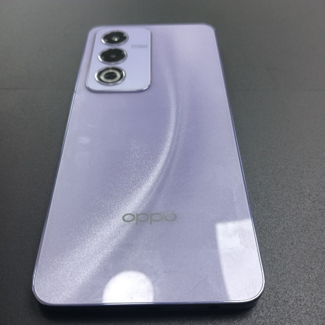 CELULAR OPPO A80 5G CPH2639 (2024) 256 GB 8 GB RAM (SEMINUEVO)