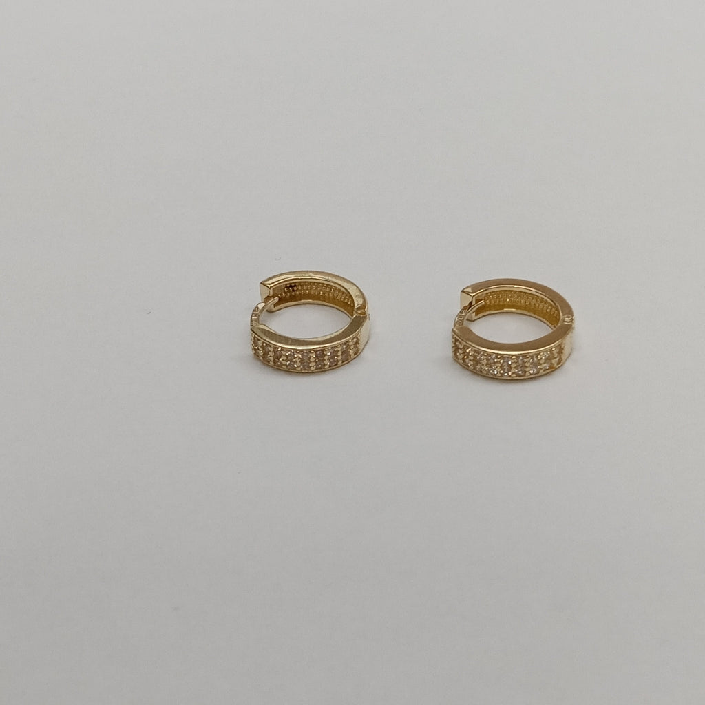 ARETES HUGGIES C CIRCONIAS 14K 2.2 GR (NUEVO)