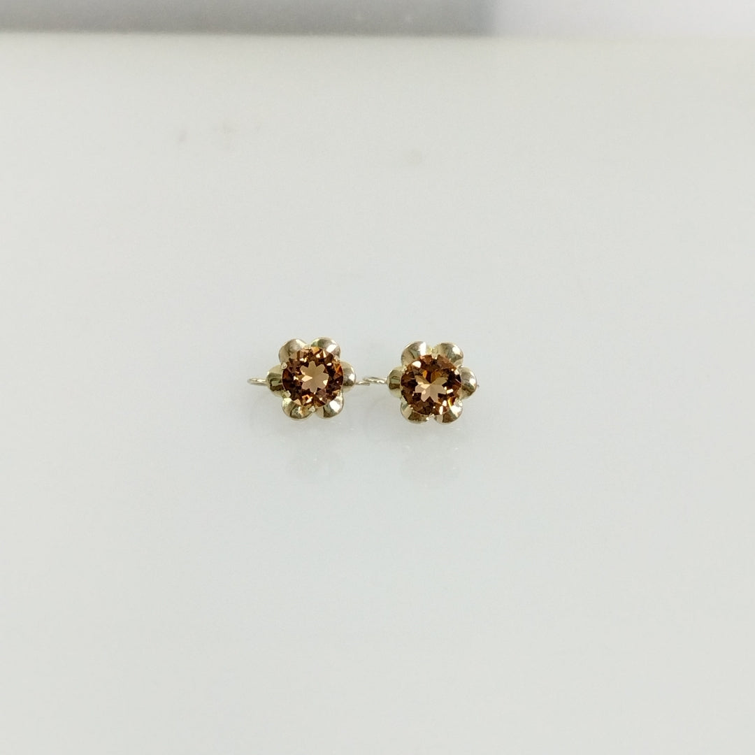 ARETES PAR ORO 8 K 1.9 GRMS (SEMINUEVO)