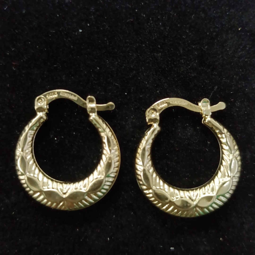 ARETES ARRACADAS HUECAS 14K 1.8 GR (NUEVO)