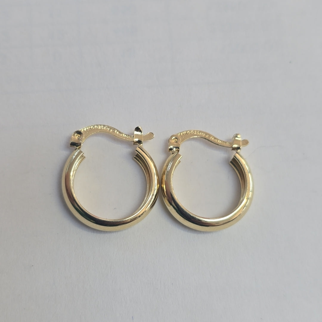 ARETES TEJIDO ARRACADAS LISAS 14K 2.1 GR (NUEVO)