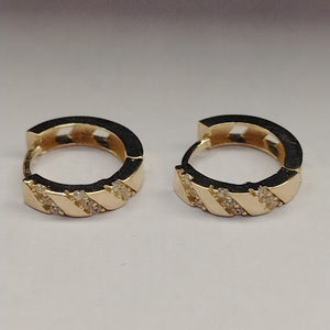 ARETES HUGGIES CON CIRCONIAS 14K 2.2 GR (NUEVO)