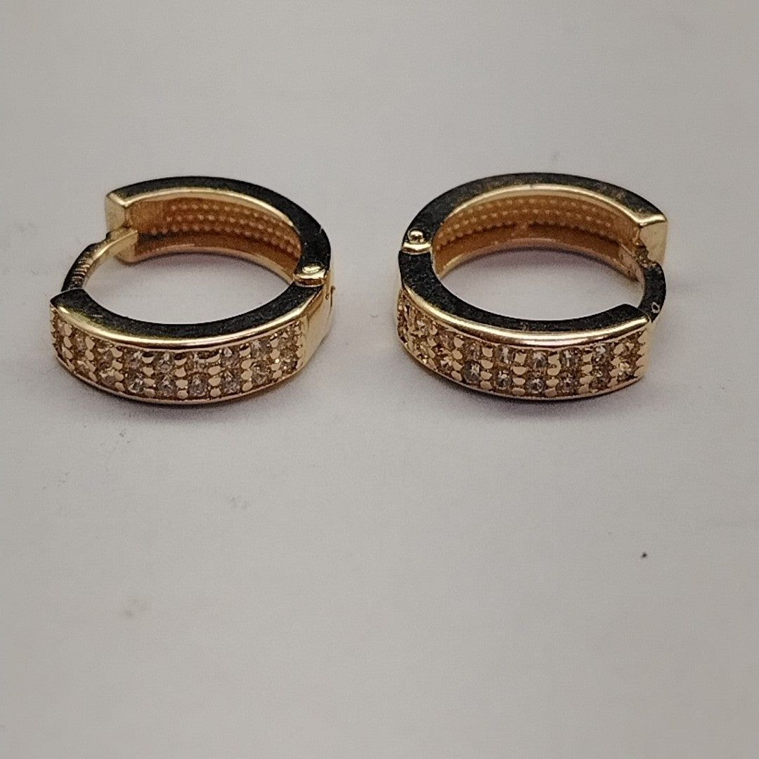 ARETES HUGGIES C CIRCONIA 14K 2.2 GR (NUEVO)