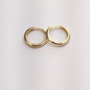 ARETES HUGGIES LISAS 14K 1.6 GR (NUEVO)