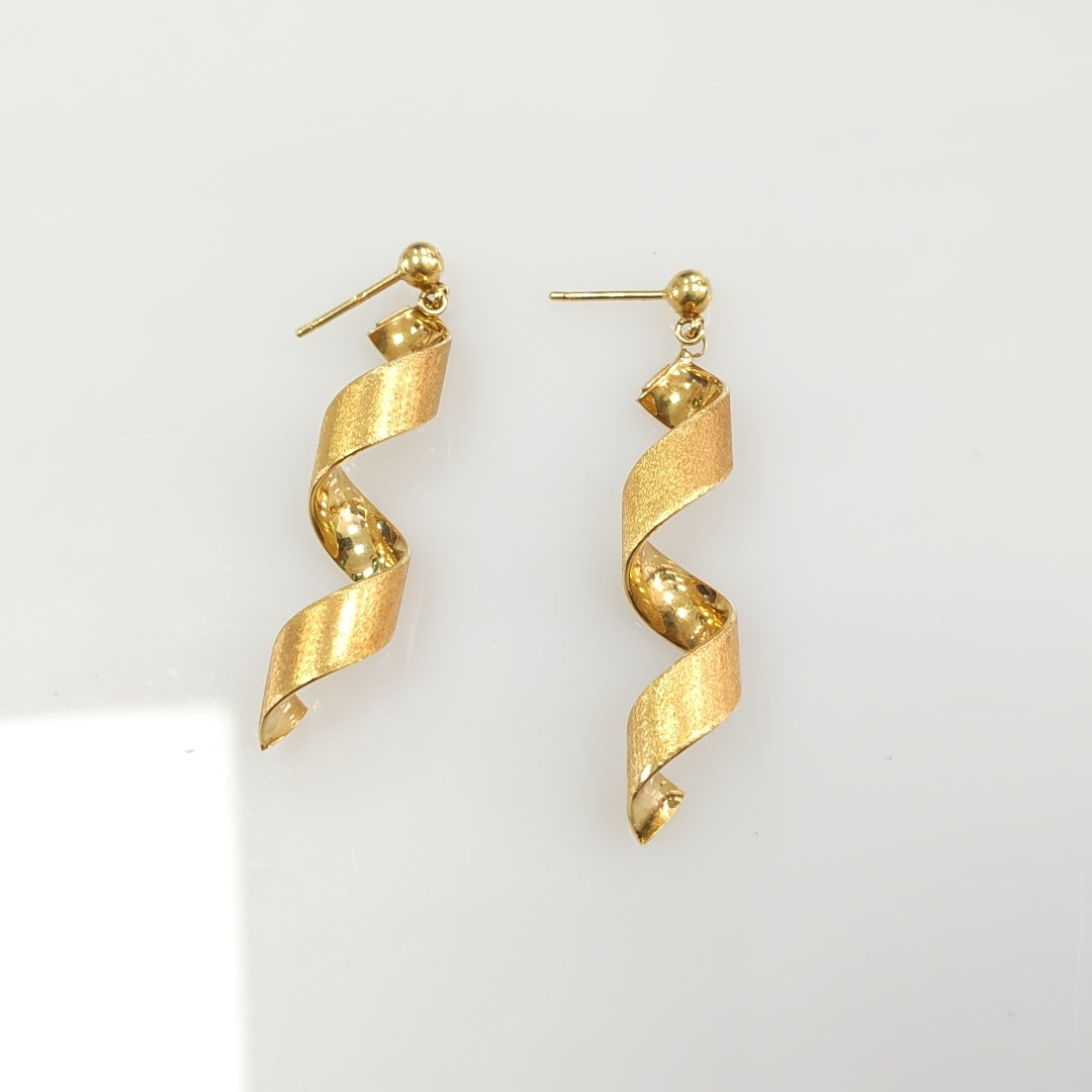 BROQUELES PAR ORO 18 K 3.2 GRMS (SEMINUEVO)