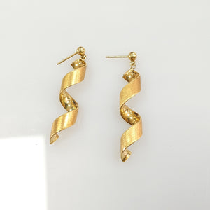 BROQUELES PAR ORO 18 K 3.2 GRMS (SEMINUEVO)