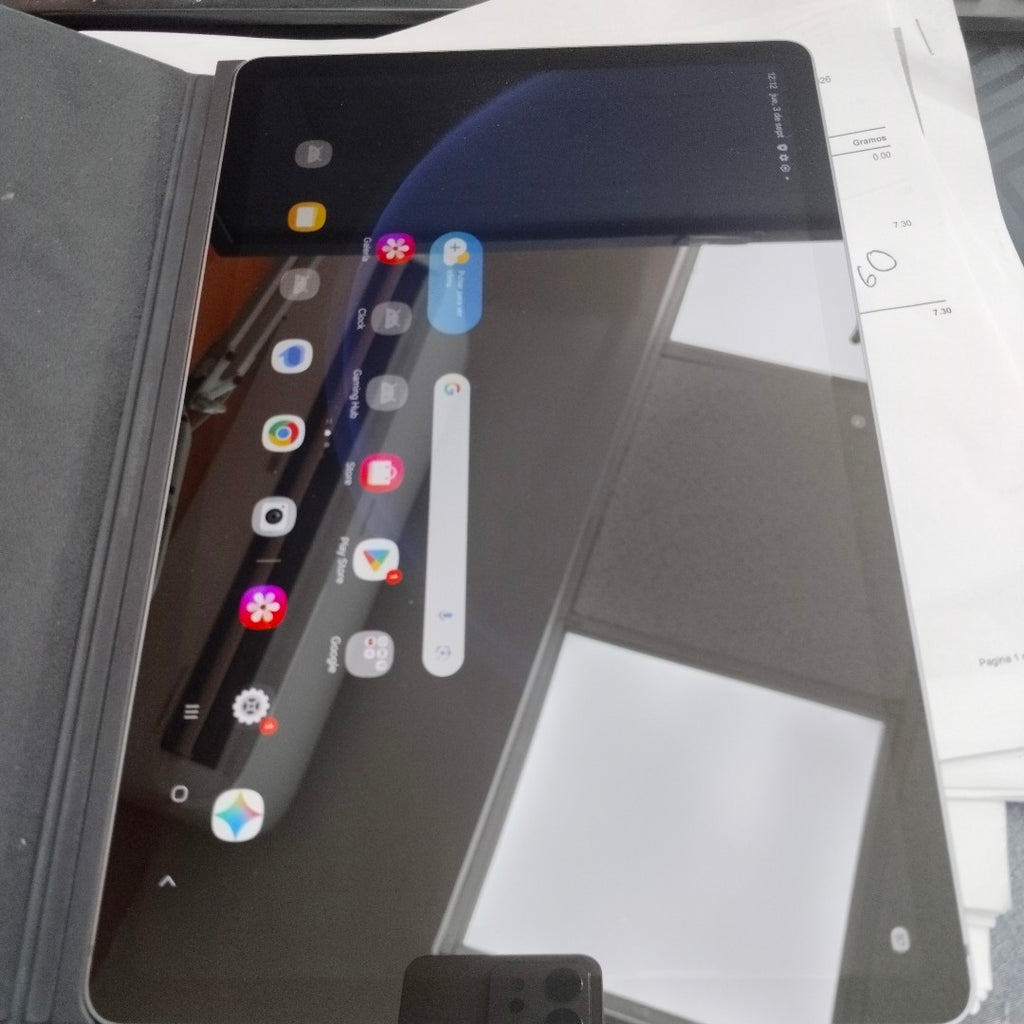 TABLETA SAMSUNG GALAXY TAB S9 FE SM-X510 (2023) 128 GB 6 GB RAM (SEMINUEVO)