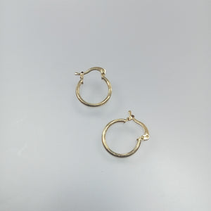 ARETES ARRACADAS ESTRIADAS 14K 1.4 GR (NUEVO)