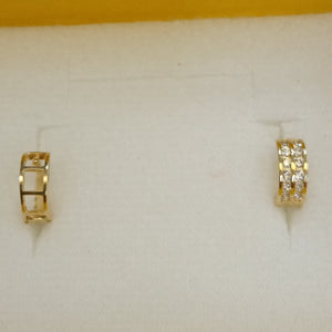 ARETES HUGGIES C CIRCONIAS 14K 1.7 GR (NUEVO)