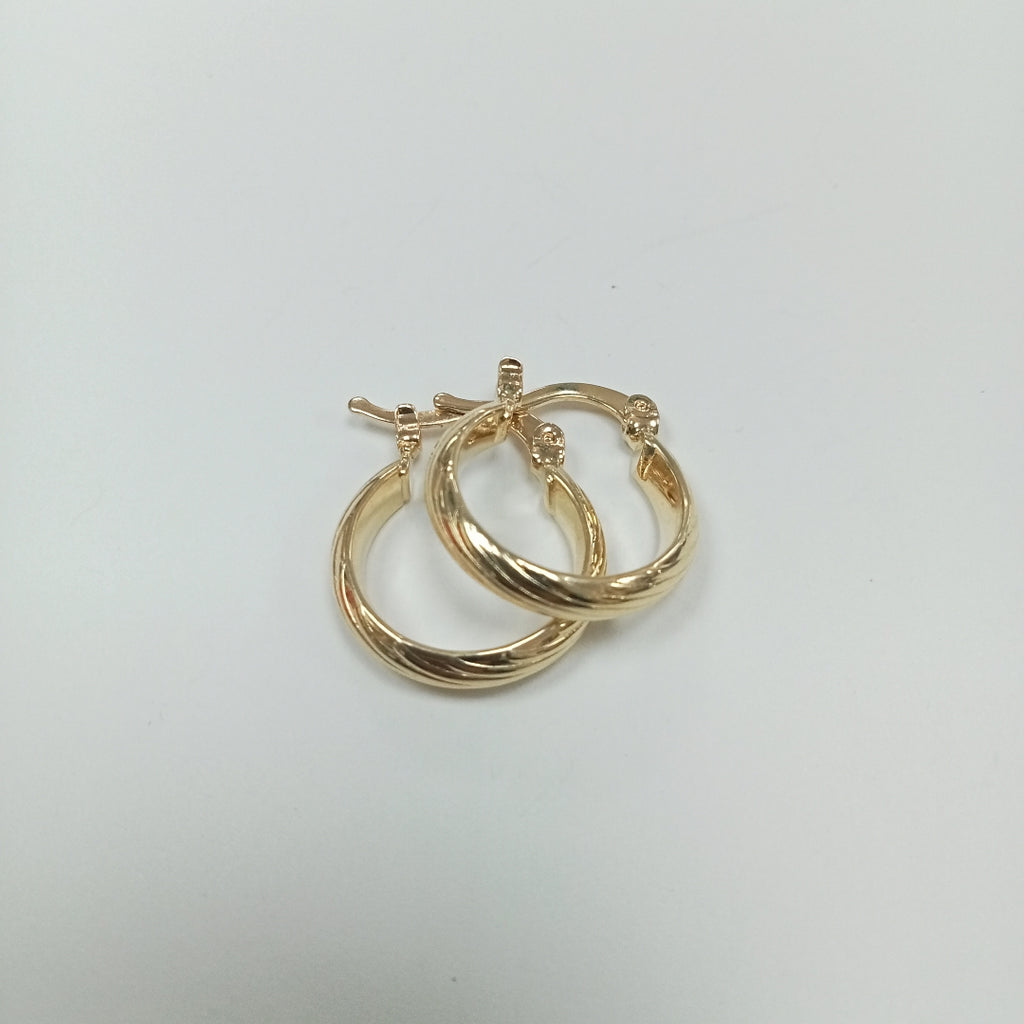 ARETES ARRACADA ASTRIADA 14K 1.6 GR (NUEVO)