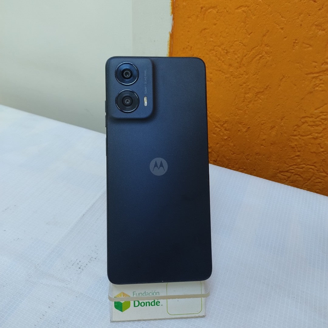 CELULAR MOTOROLA MOTO G24 XT2423-1 (2024) 256 GB 4 GB RAM (SEMINUEVO)