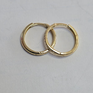 ARETES HUGGIES C CIRCONIA 14K 1.7 GR (NUEVO)